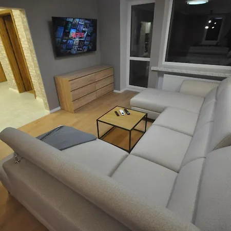 Jdk Legionow 74m2 8-osobowy Apartman