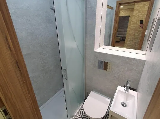 Jdk Legionow 74m2 8-osobowy